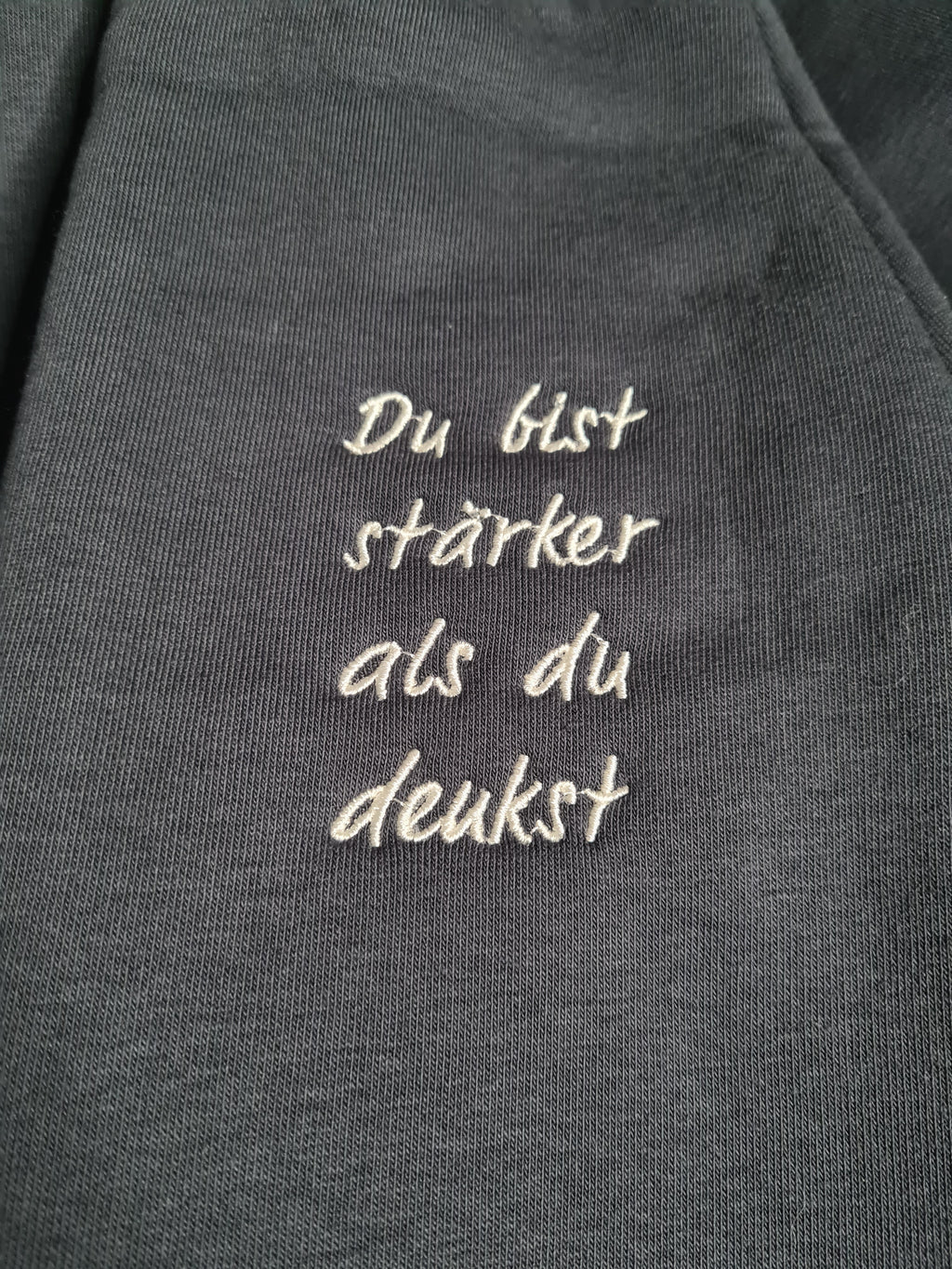 I'm fine - Besticktes Sweatshirt