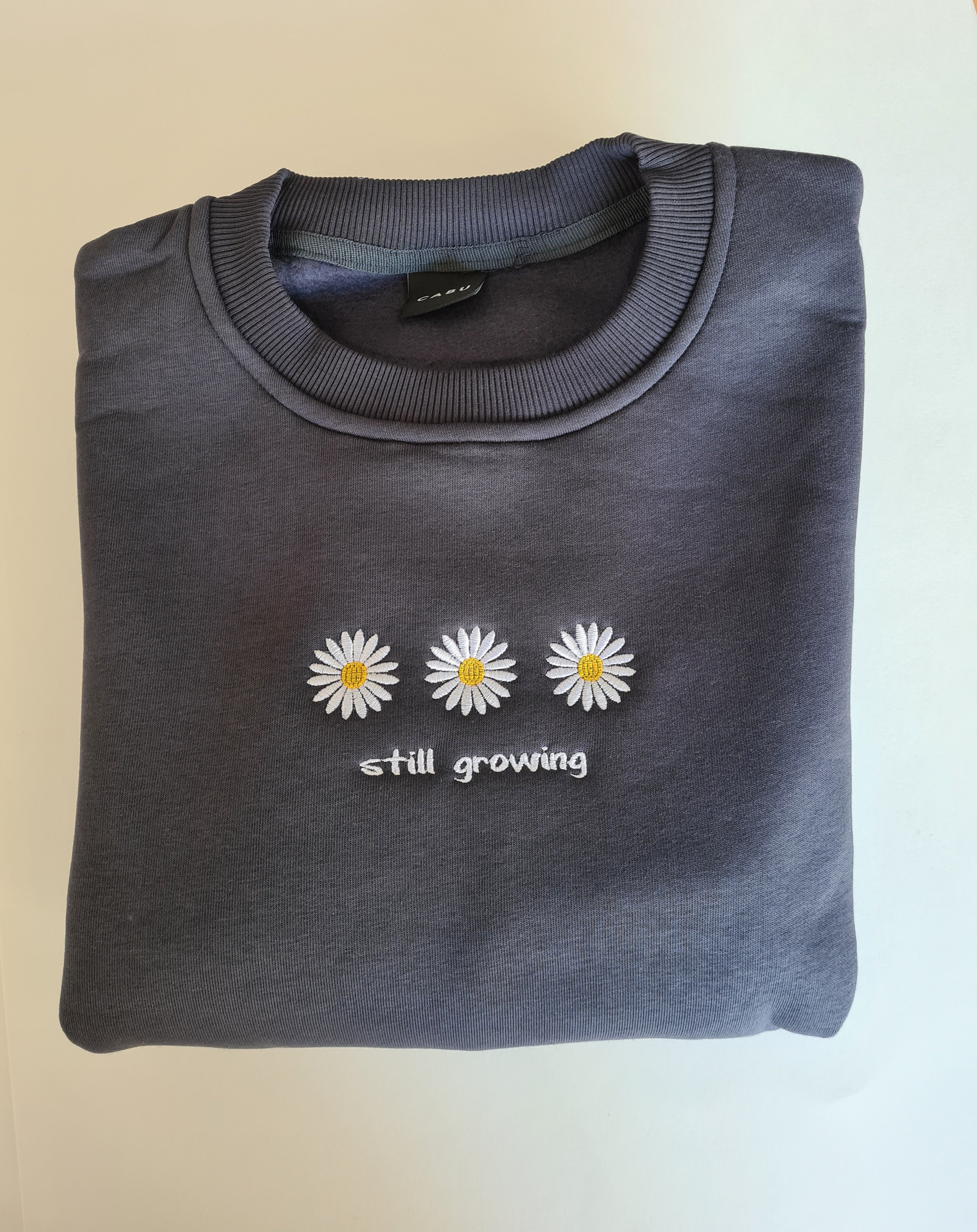 Still growing - Besticktes Sweatshirt