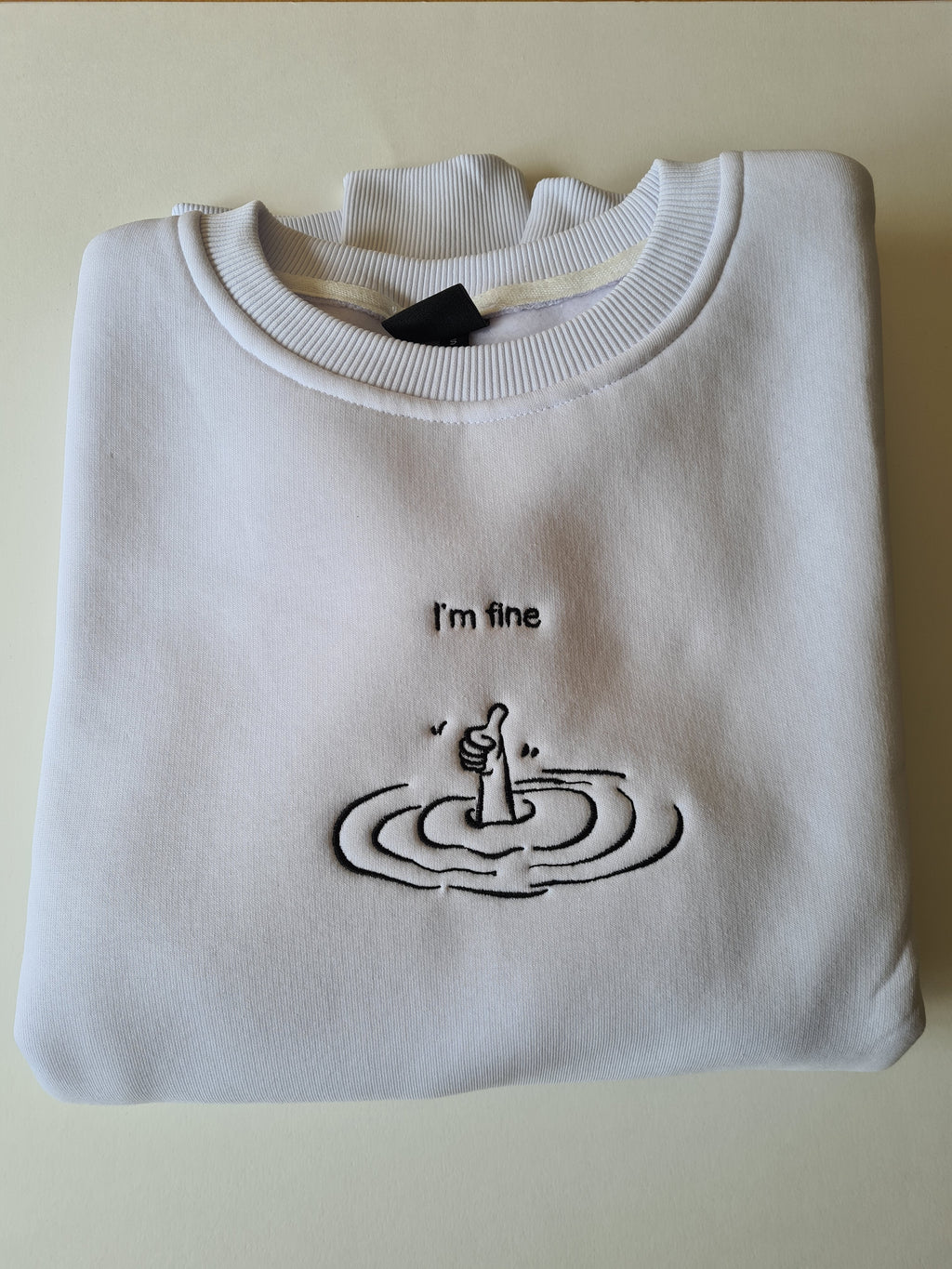 I'm fine - Besticktes Sweatshirt