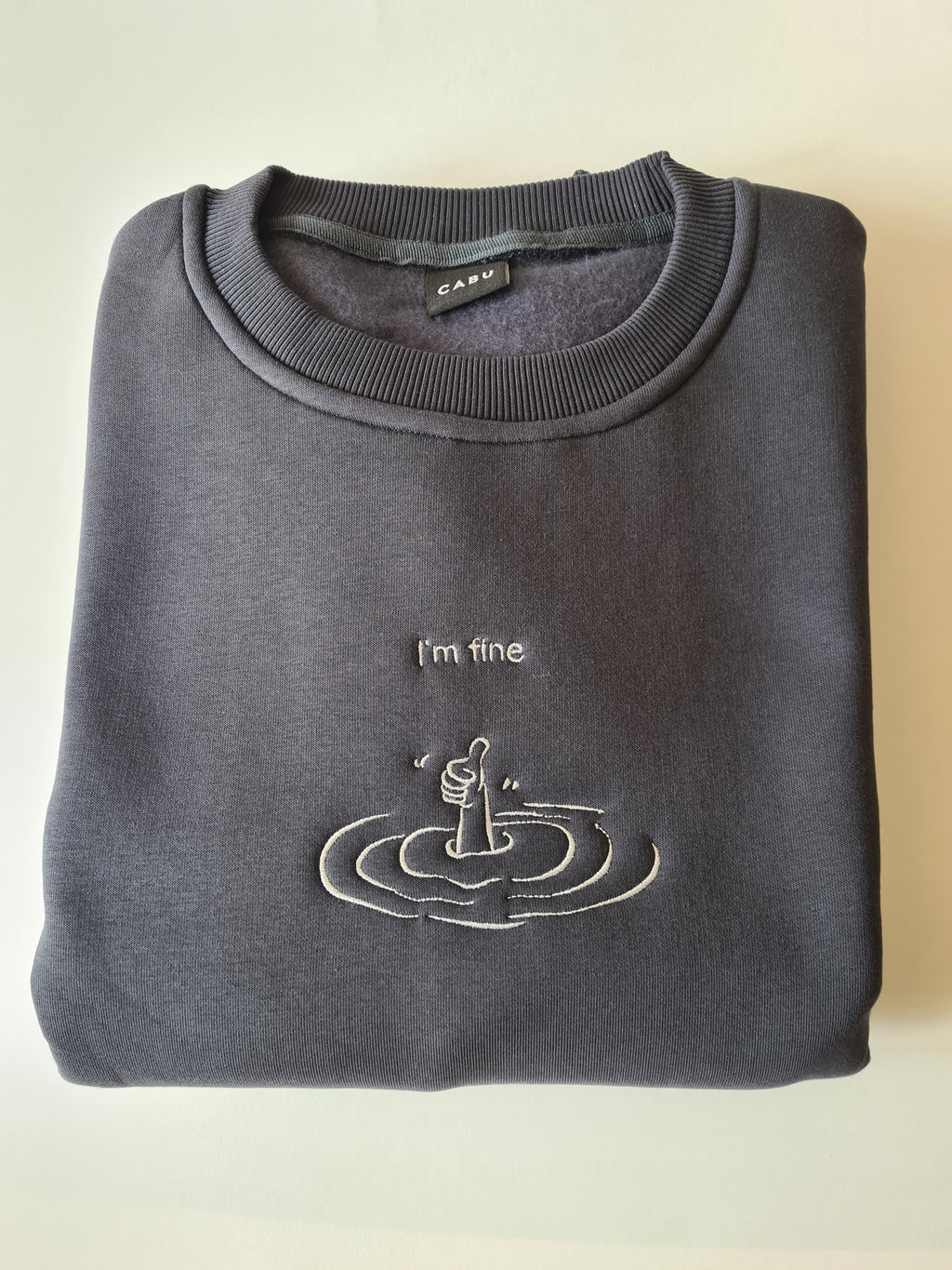 I'm fine - Besticktes Sweatshirt