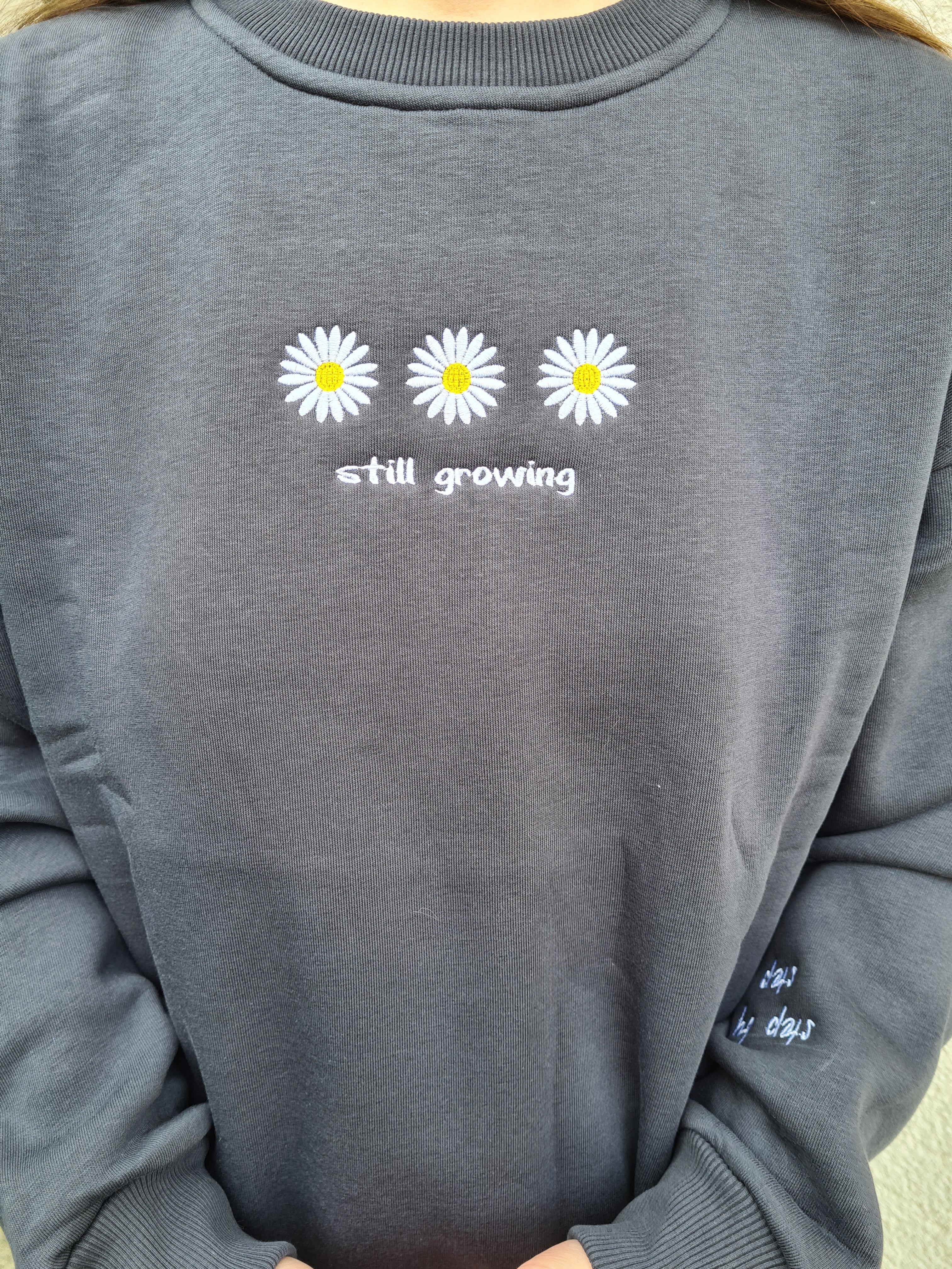 Still growing - Besticktes Sweatshirt