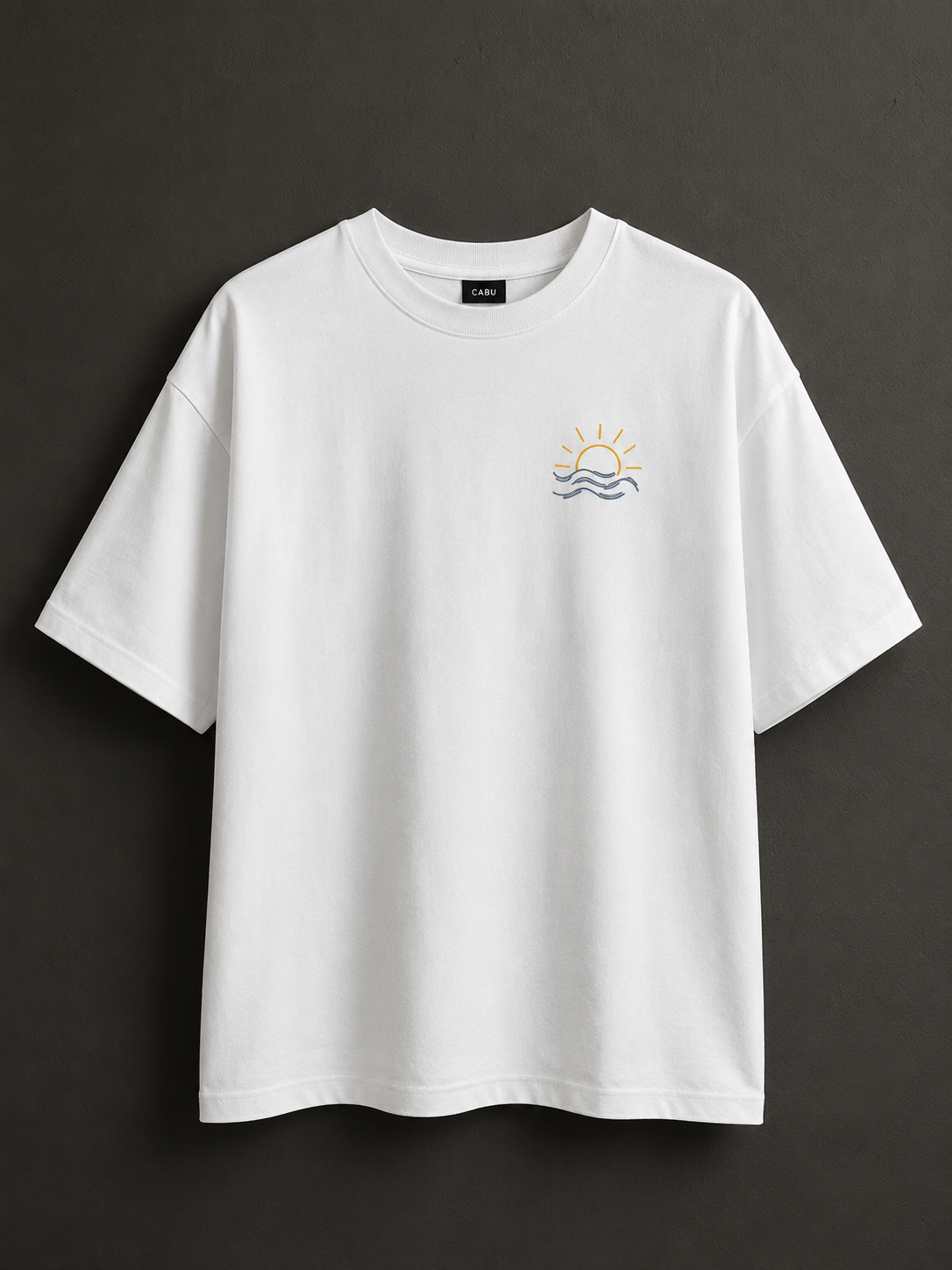 Endloser Sommer - Besticktes T-Shirt