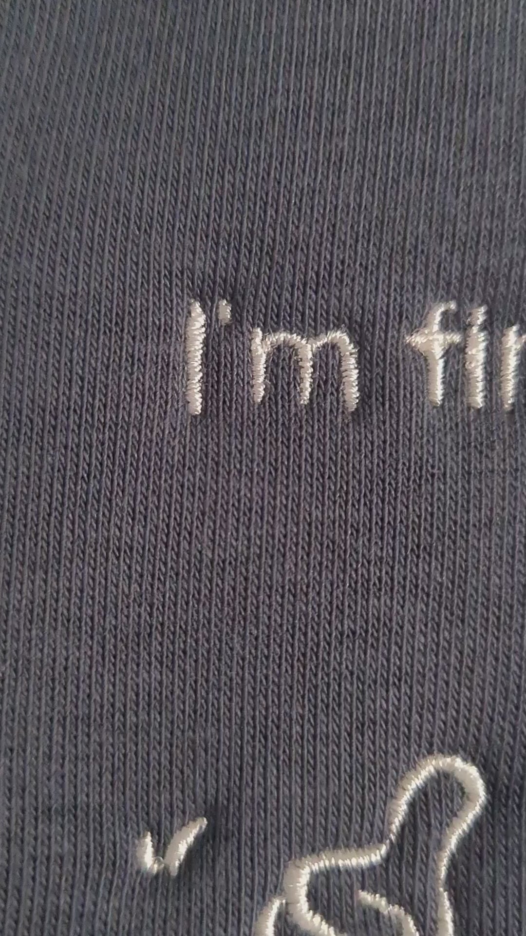 I'm fine - Besticktes Sweatshirt